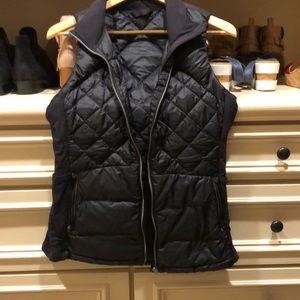 Lululemon black vest